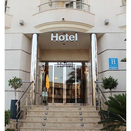 Hotel El Trebol การ์โบเนรัส ภายนอก รูปภาพ